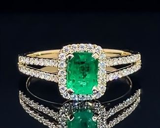.99 CT Emerald & Diamond Ring in 14k Yellow Gold