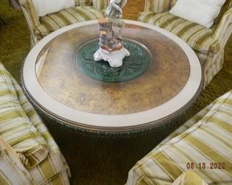 round coffee table
