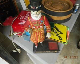 bar decor
