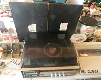 stereo/record player