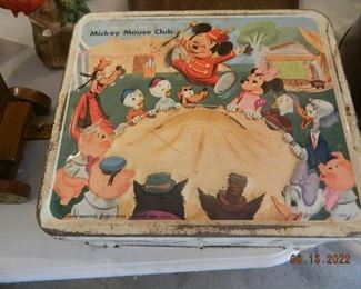 vintage Disney lunchbox