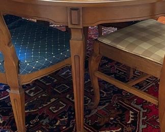 497c Maple Table with 6 Chairs