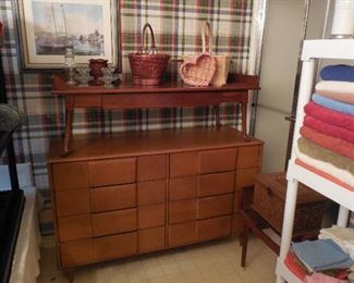 Mid Century Modern Dresser