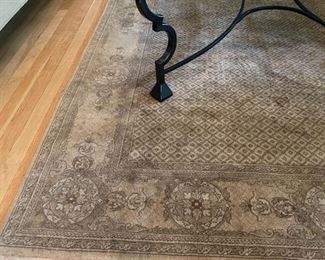 Vintage Persian rug 100% wool. 106 x 70