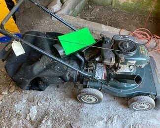 Yard vac belong to my sister. I have never used it. Stored in barn