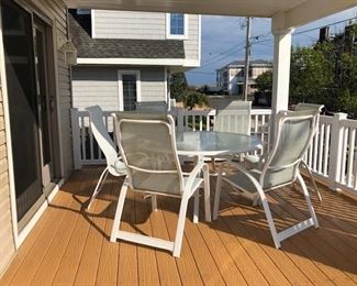 Outdoor dining table with 6 chairs; mfg. by Telescope