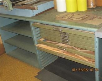 Metal storage and shelfing