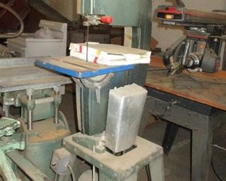 Band saw