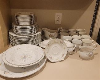 Mikasa Dishware - Microwave and Dishwasher safe