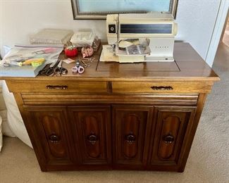 Singer cabinet and Touchtronic 2001 machine + attachments