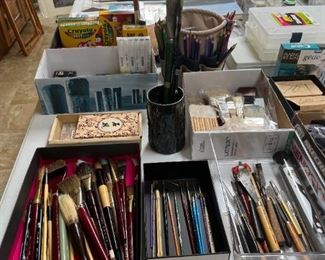 Lots of brushes