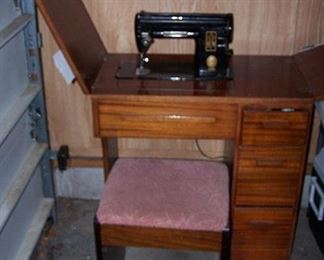 Singer 301 sewing machine 