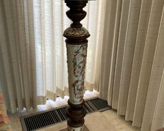 Capadimonte column pedestal, Italian