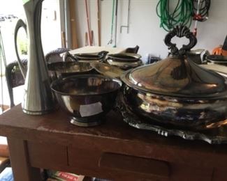 Silver plated items - Garage