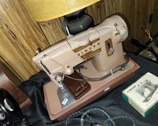 Vintage & antique Singer sewing machines