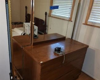 pair matching dressers