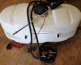 74 - Southern States Sprayer Tank 38.5 x 13 x 15