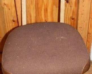 83 - Vintage Office Chair 31 x 18 x 20