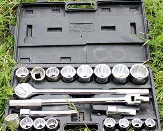 97 - Pittsburgh Heavy Duty Wrench Set