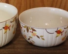 202 - 3 pc. Hall's Mixing Bowl Set Assorted Sizes