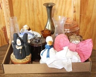 267 - Tray of Assorted Items