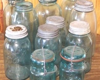 286 - 11 pc. Assorted Blue Glass Mason Jars