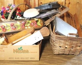 294a - Lot of Assorted Items