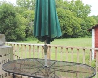353 - Metal Outdoor Table w/ Umbrella 29"x66"x38"
