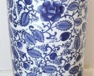356 - Blue/White Umbrella Stand 15" Tall