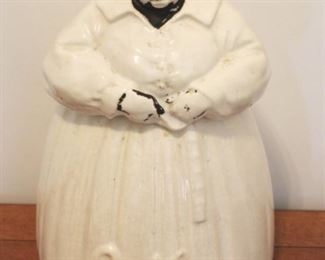 378 - McCoy Cookie Jar 12" x 8"