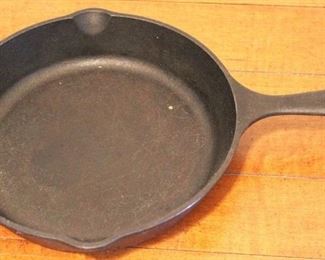 412 - Lodge Cast Iron Skillet 14" x 10"