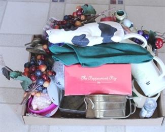 474 - Tray Lot Assorted Items