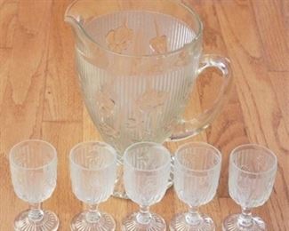 602 - 6pc. Glass Pitcher w/ 5 Glasses