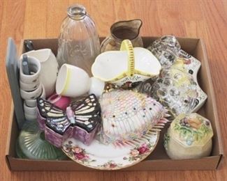 630 - Tray Lot of Assorted Items