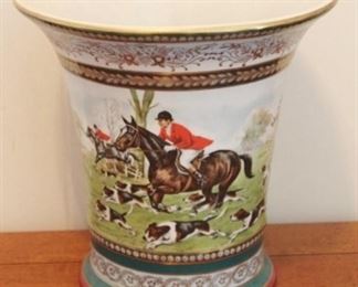 664 - Limoges Vase 8 1/2" x 8"