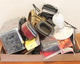 671 - Tray Lot of Assorted Items