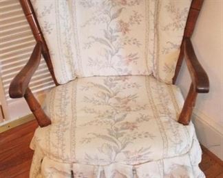 687 - Chair 25" x 26" x 28"