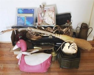 697 - Lot of Assorted Items Brass items and more