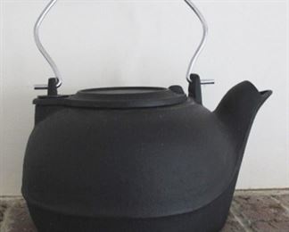 702 - Cast Iron Tea Kettle 11" x 12"