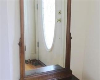 704 - Hall Tree 28" x 16" x 74"