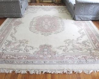 717 - Large Rug 108" x 150"
