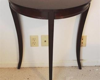 770 - Wood Table 25" x 12" x 28"