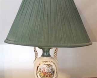792 - Lamp 28" tall