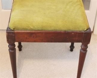830 - Vintage Ottoman/Stool 16" x 16" x 18"