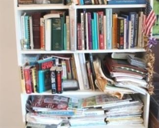 844 - Bookshelf with Assorted Books 31" x 71" x 12"