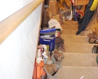 948 - Lot Assorted Items (Left Side of Basement Stairs) Please note that items stored in basement may be moldy