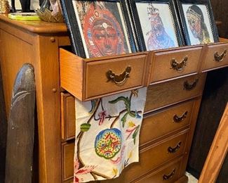 Link Taylor chest of drawers