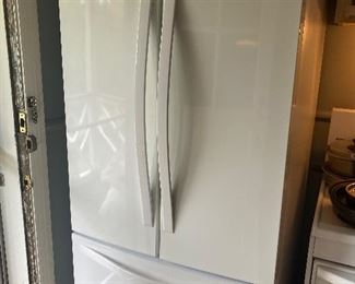 Whirlpool refrigerator with freezer drawer 2016