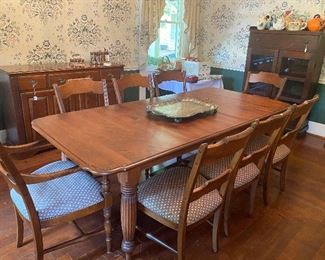 Beautiful dining table, 2 leaves, 8 chairs, protector pad. Would make a beautiful farmhouse table. 