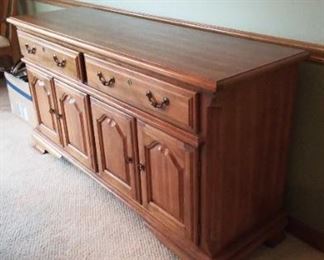 2 Piece China Hutch with Buffet